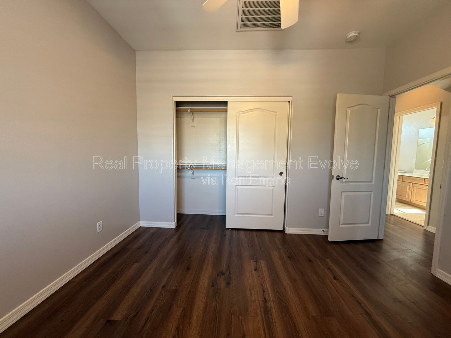 Gallery Image 46