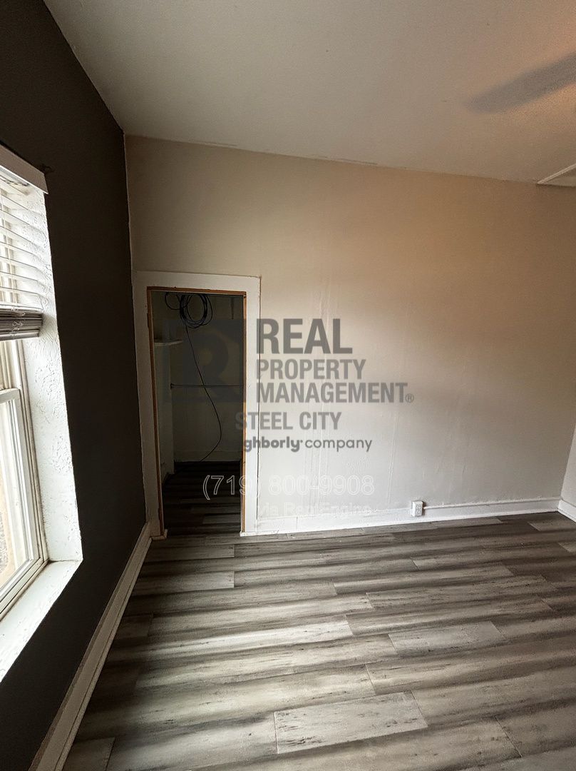 Gallery Image 11