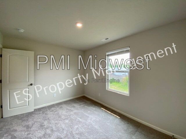 Gallery Image 33