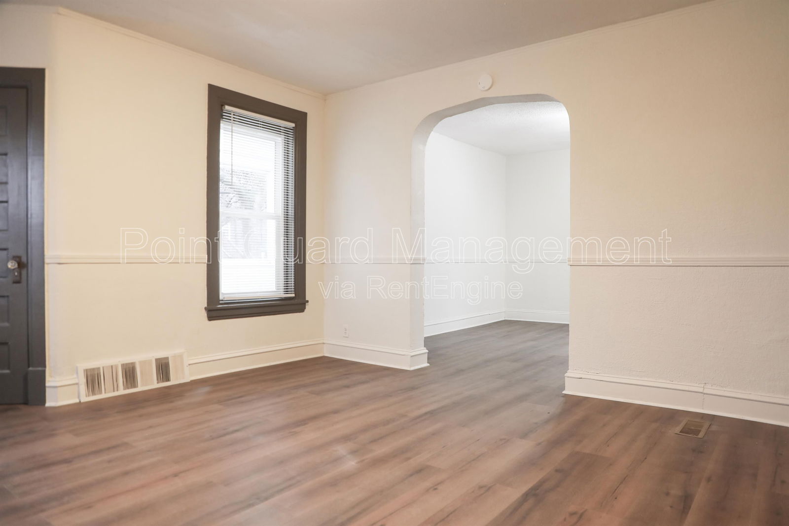 Gallery Image 16