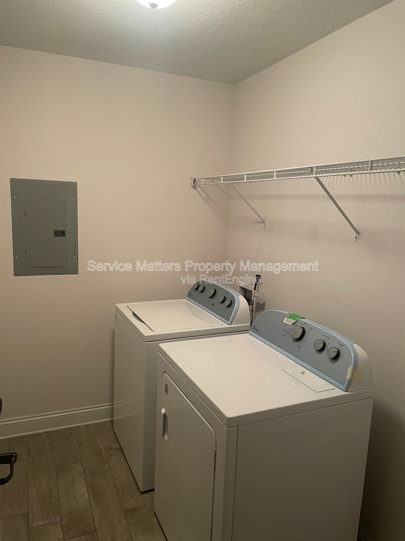 Gallery Image 16