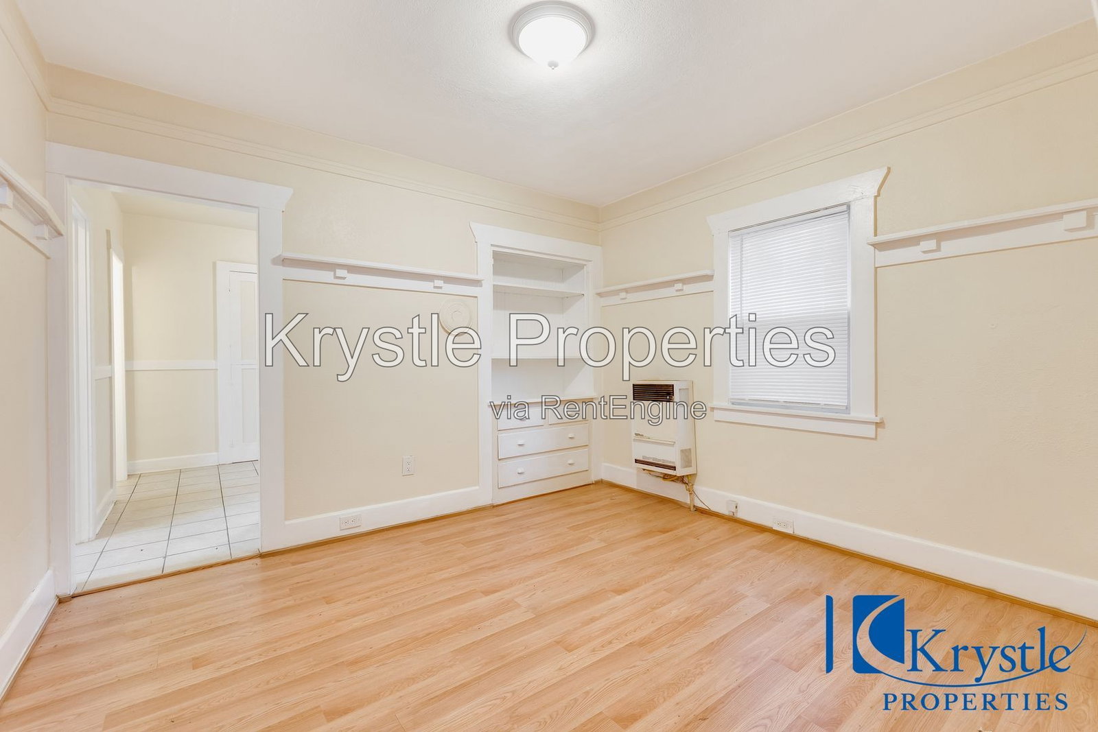 Gallery Image 0