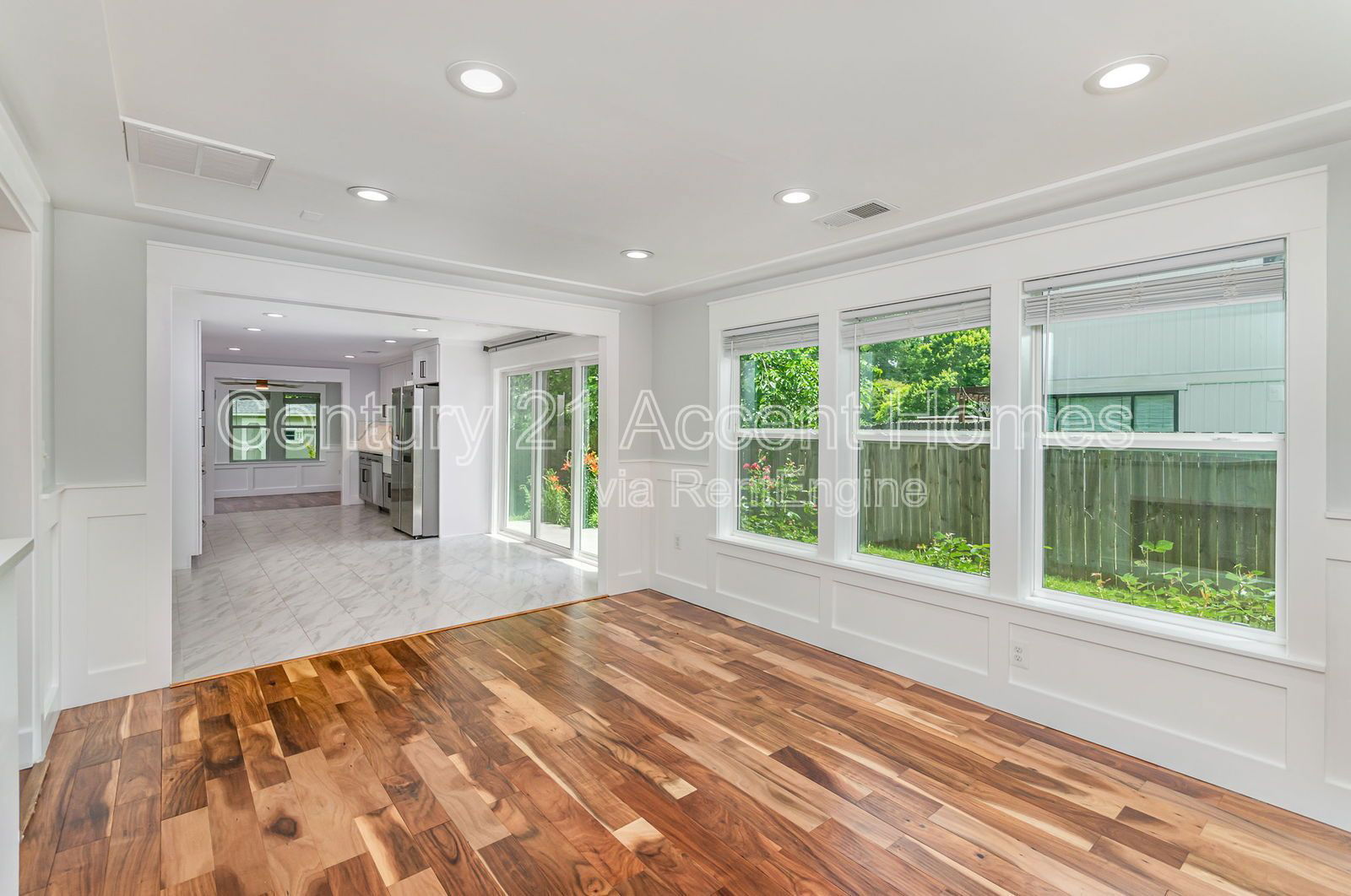 Gallery Image 17