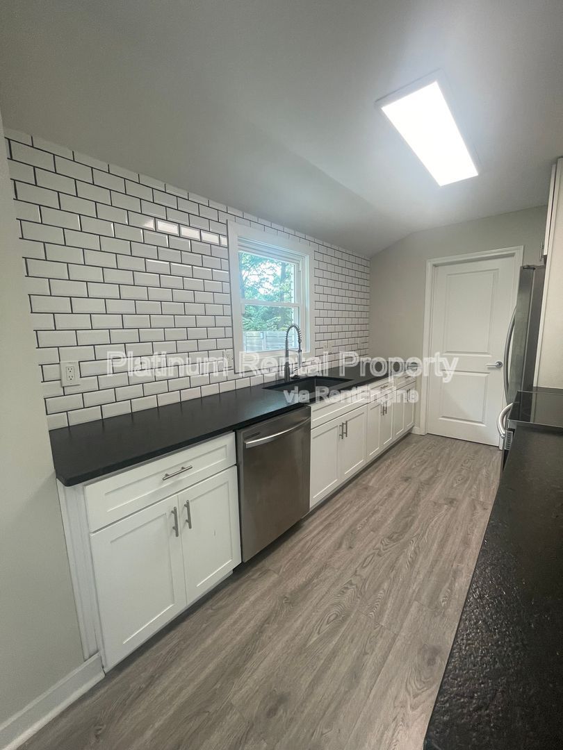 Gallery Image 23