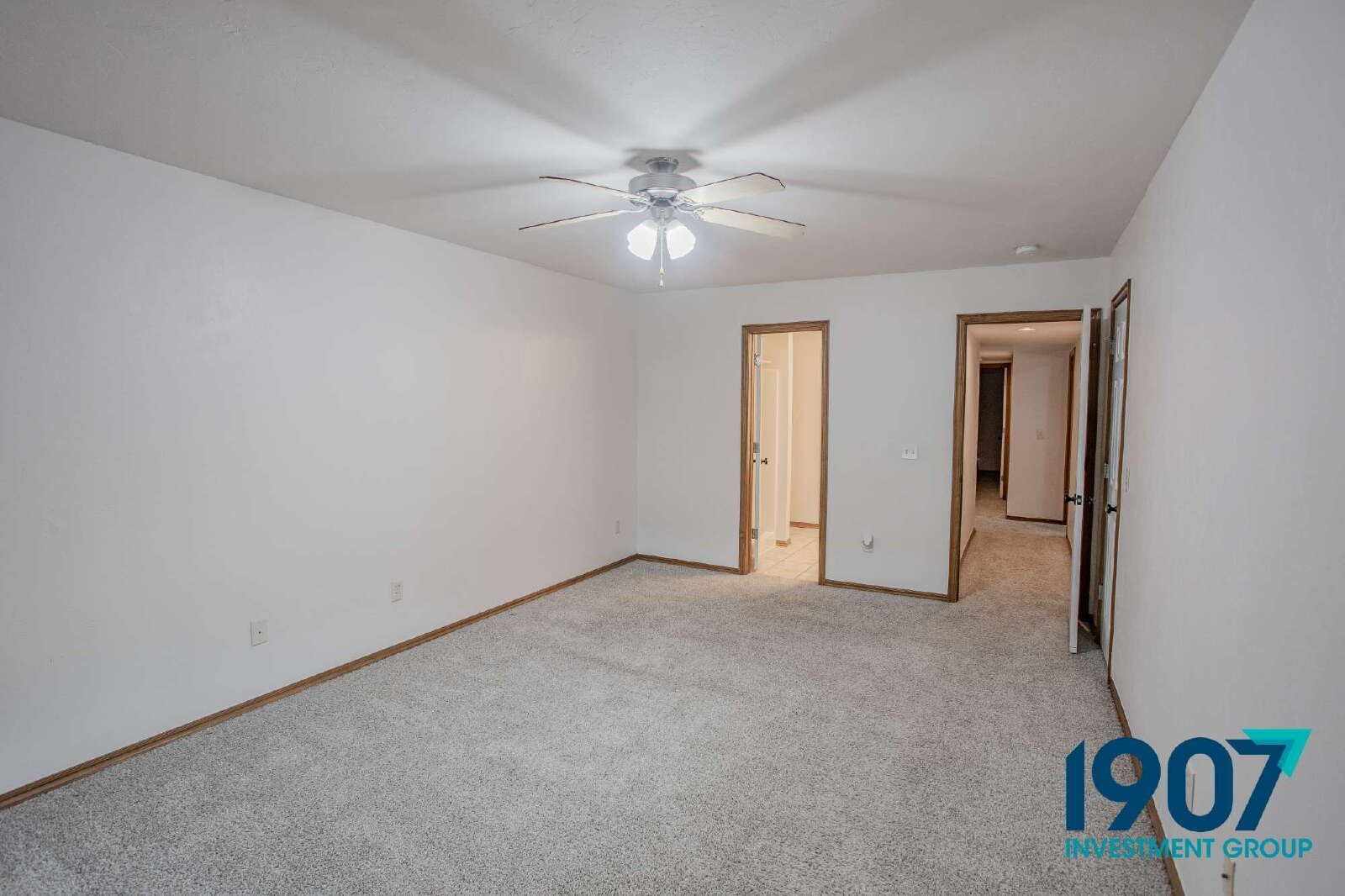 Gallery Image 17