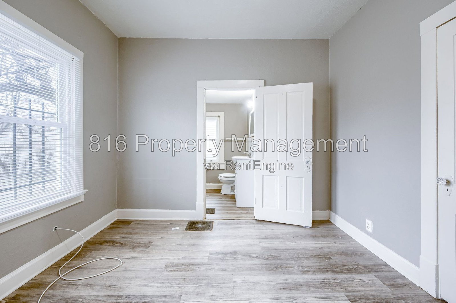 Gallery Image 16