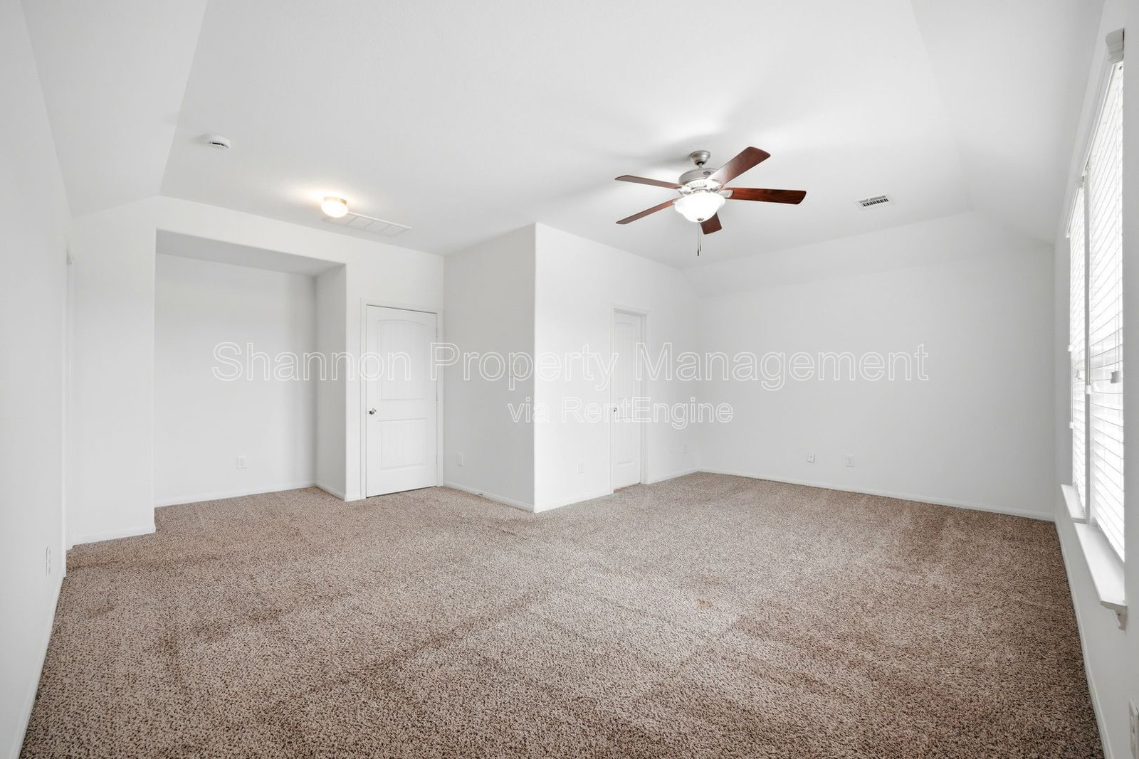 Gallery Image 21