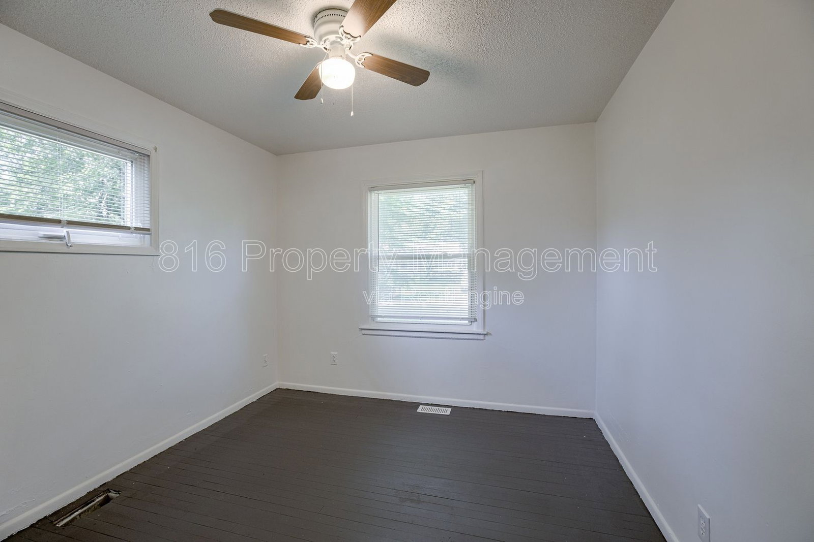 Gallery Image 16