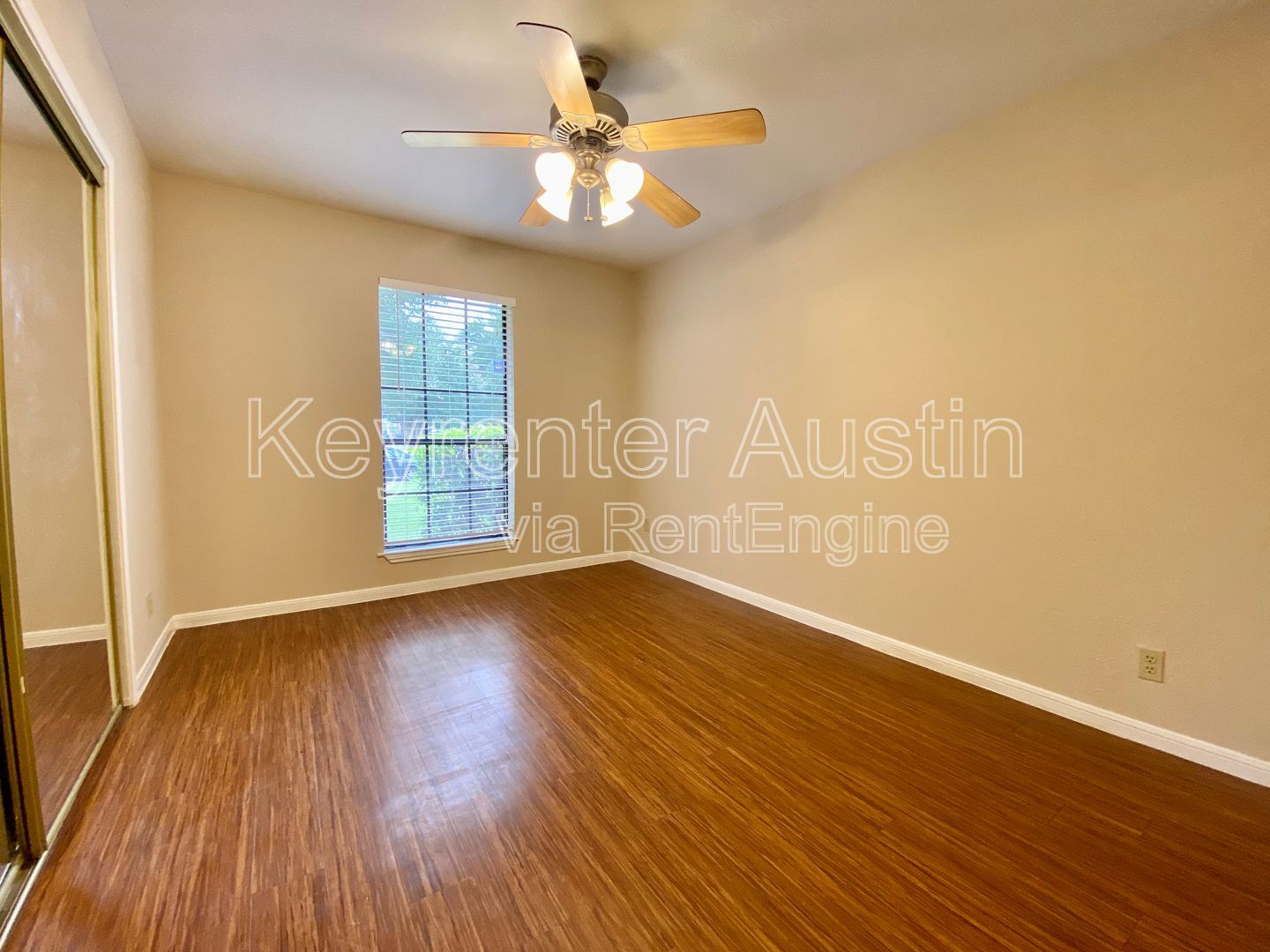 Gallery Image 18