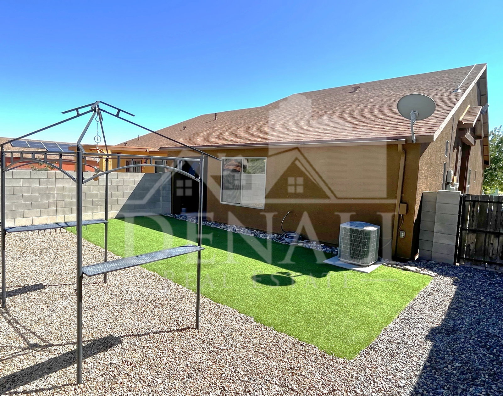 Gallery Image 13