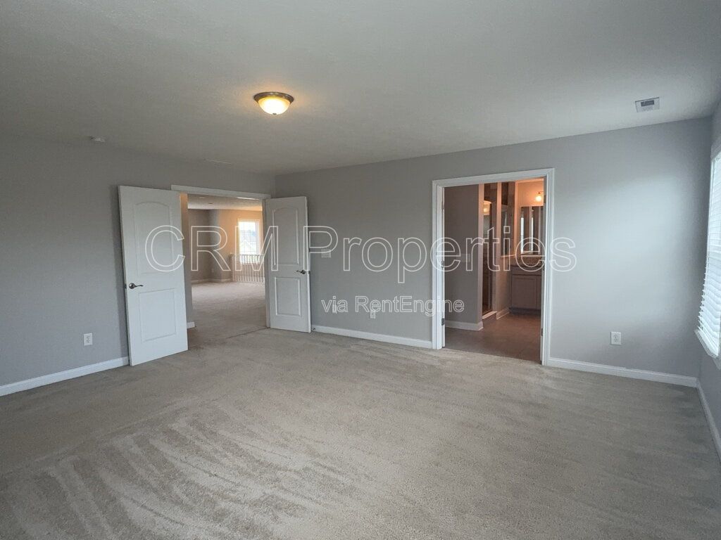 Gallery Image 33