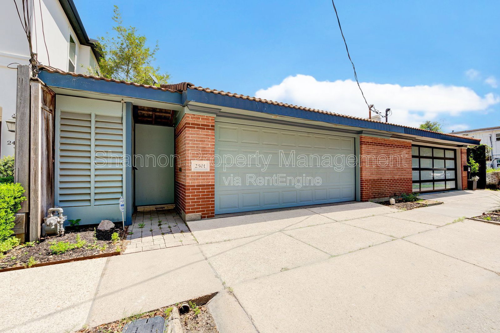 Gallery Image 0