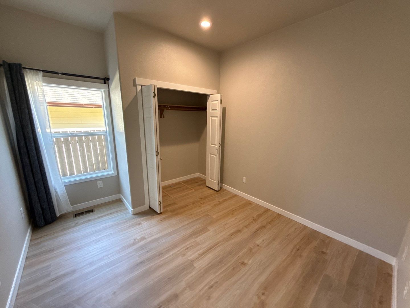 Gallery Image 19