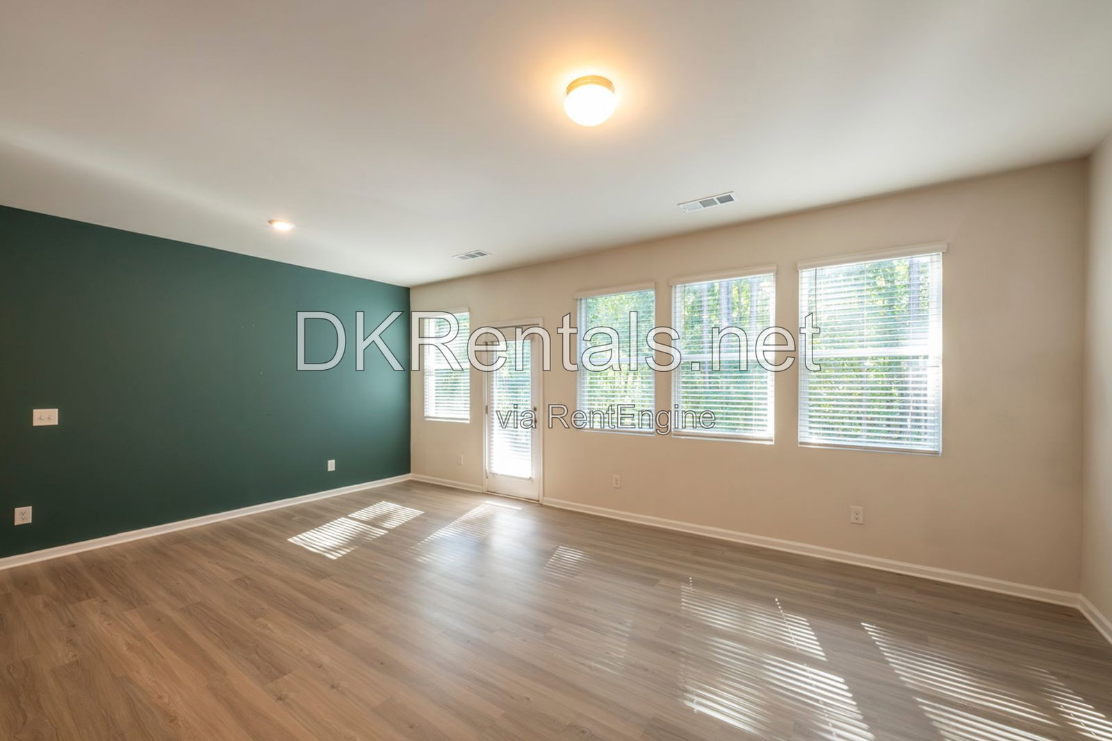 Gallery Image 15