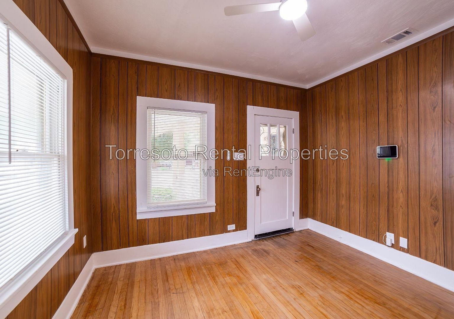 Gallery Image 0