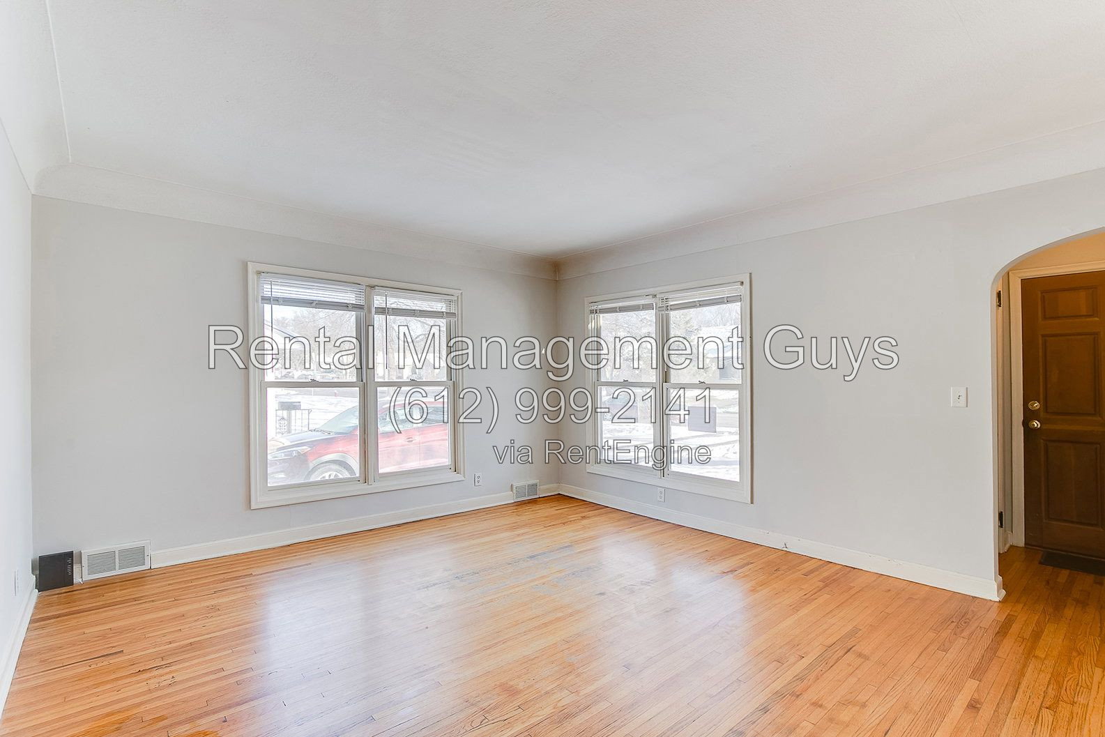 Gallery Image 0