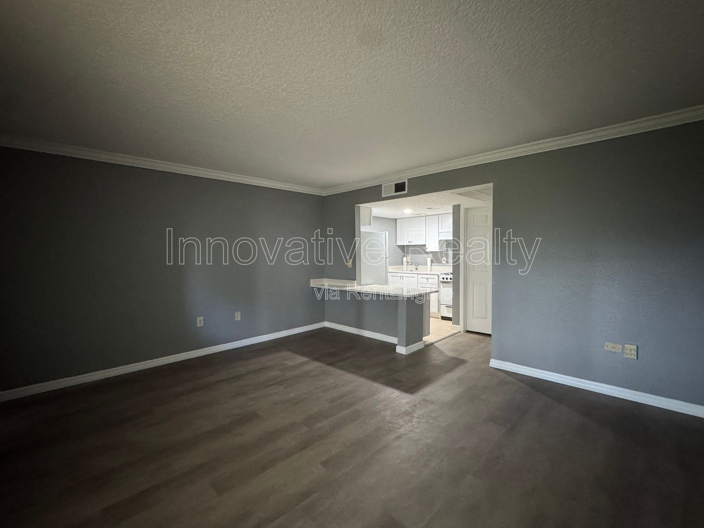 Gallery Image 0