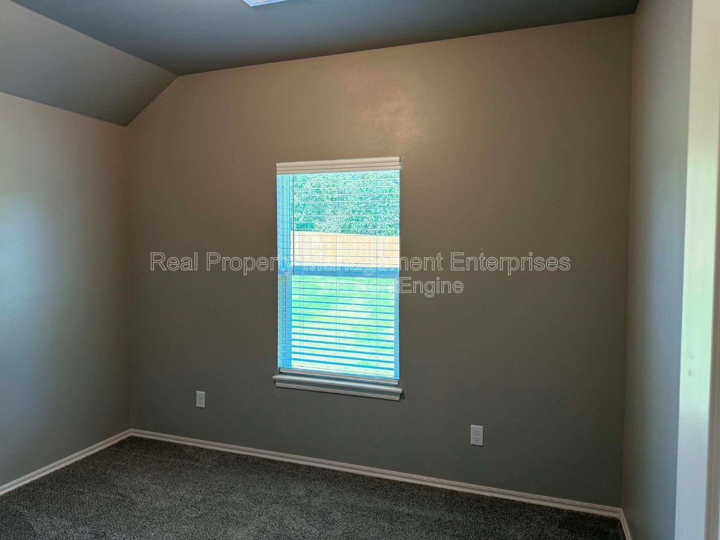 Gallery Image 33
