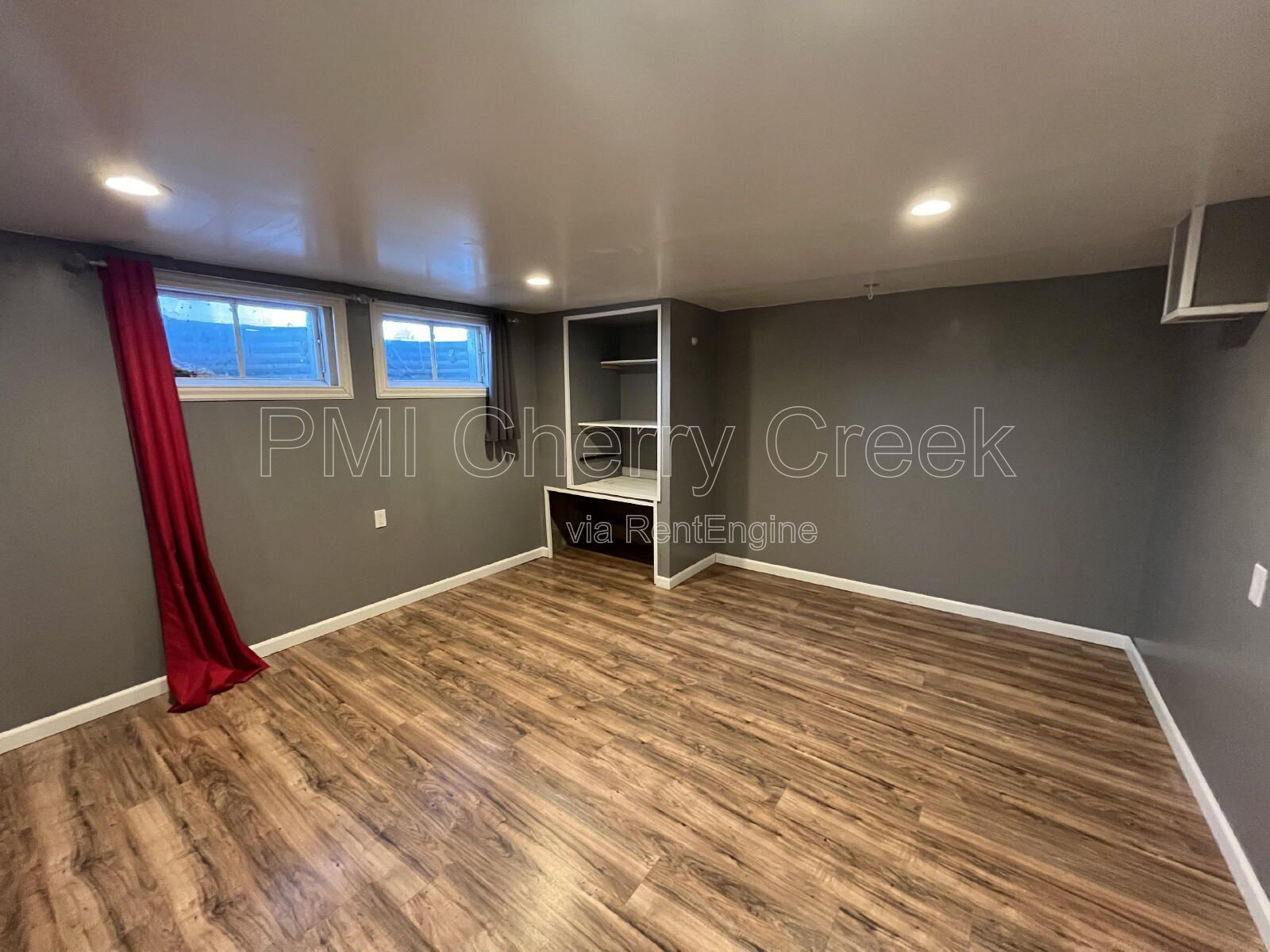 Gallery Image 42