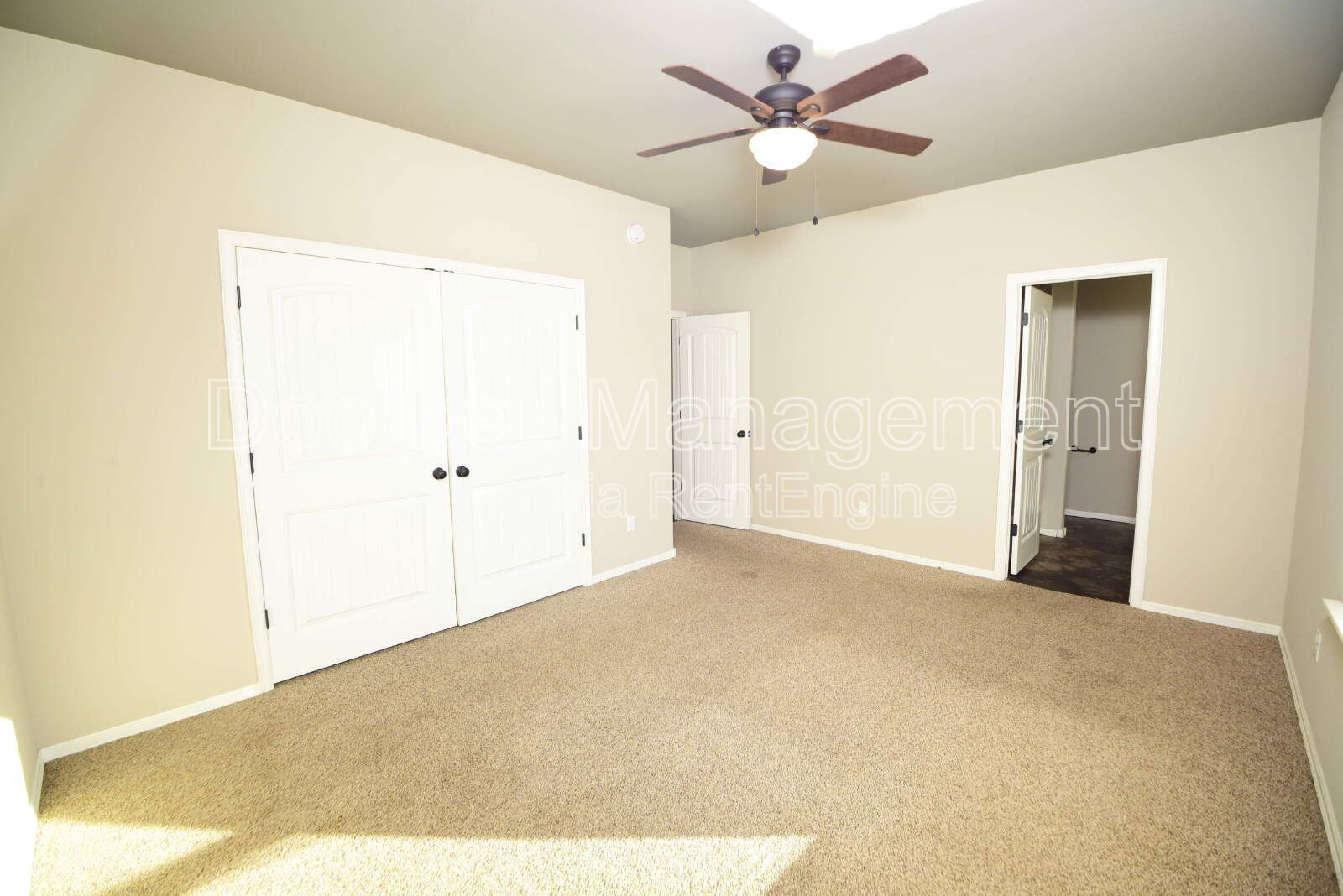 Gallery Image 16