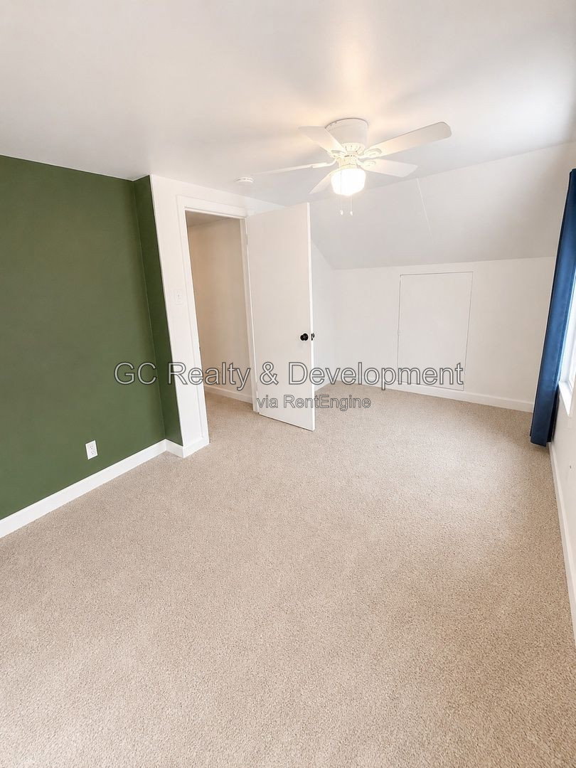 Gallery Image 11