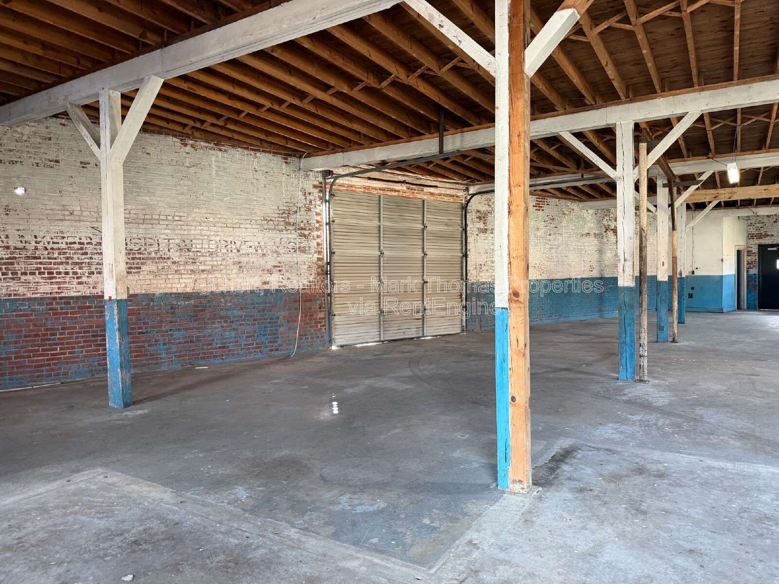 Gallery Image 16