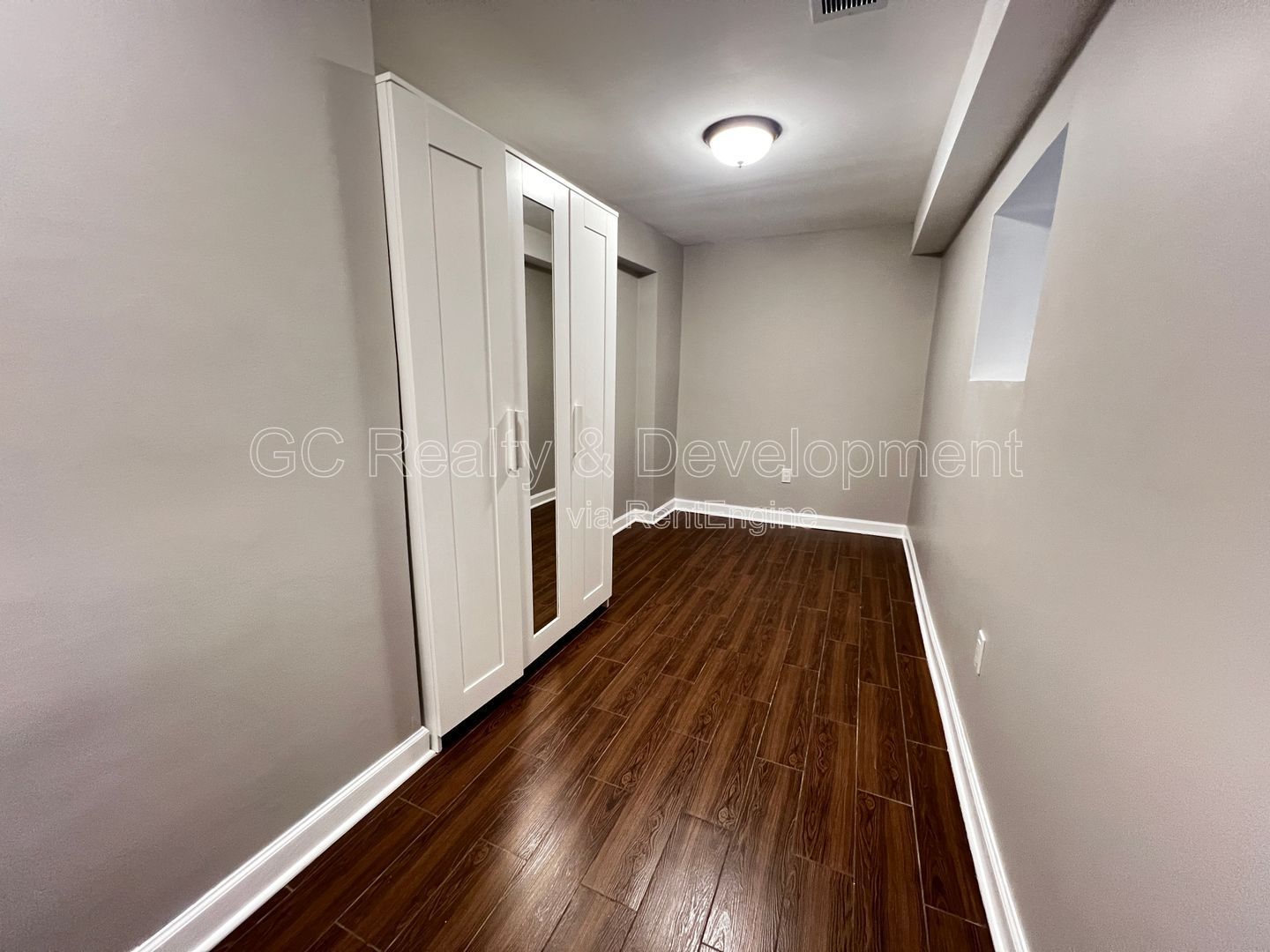 Gallery Image 18