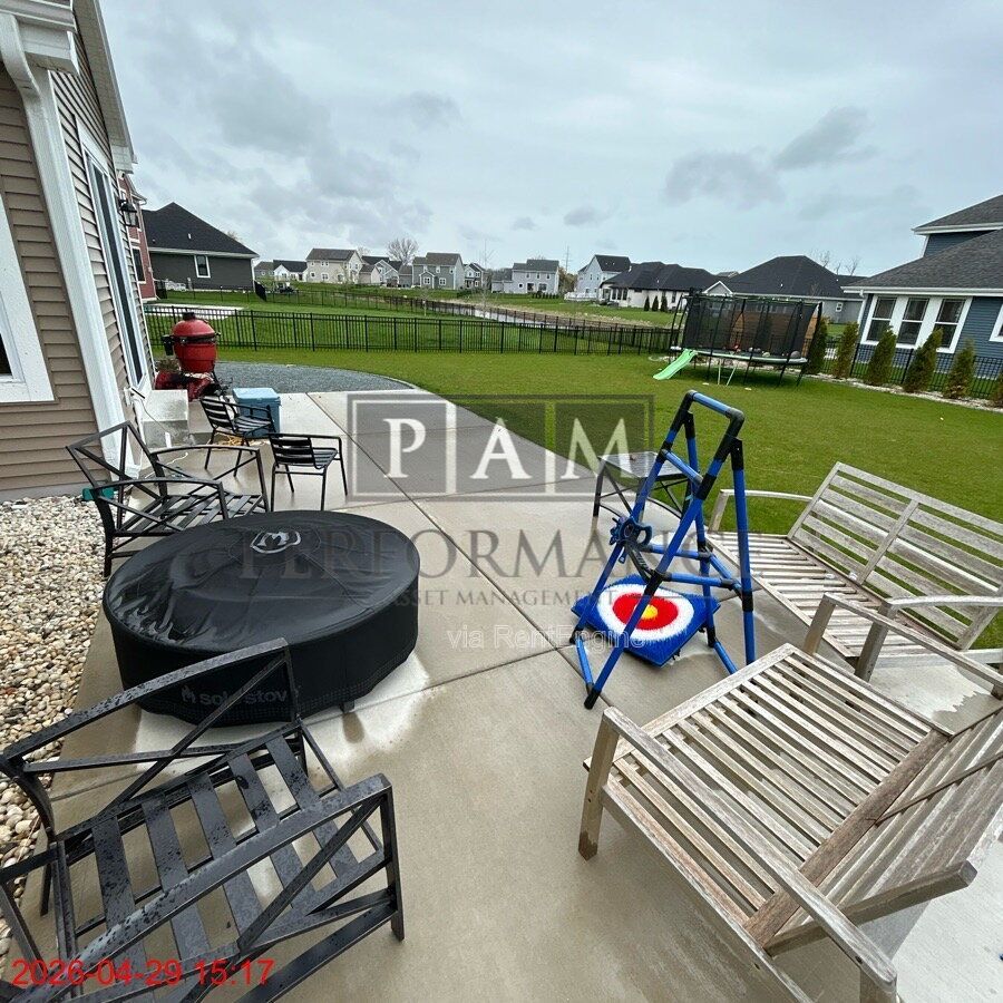 Gallery Image 38