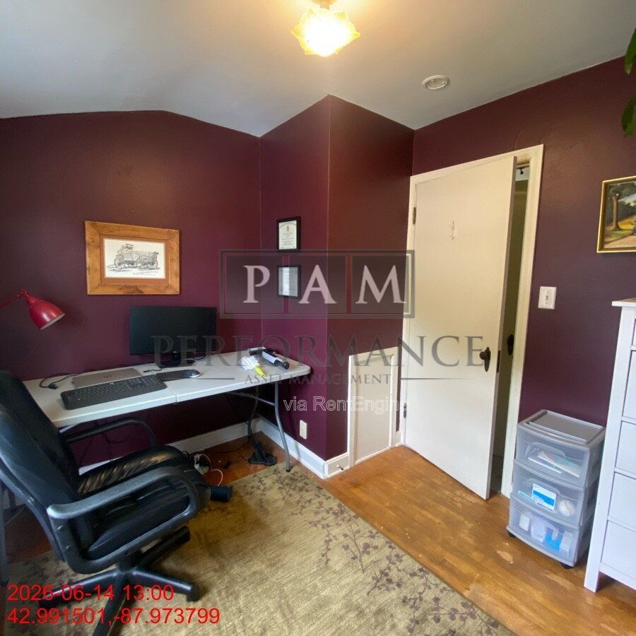 Gallery Image 13
