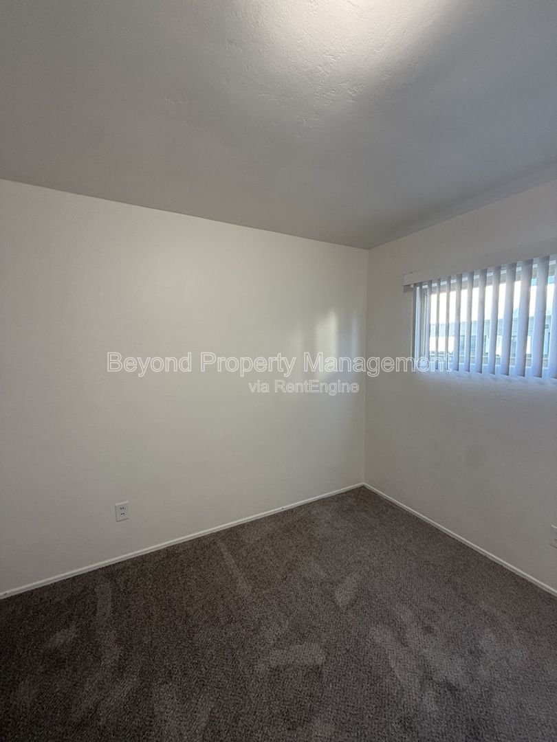 Gallery Image 15