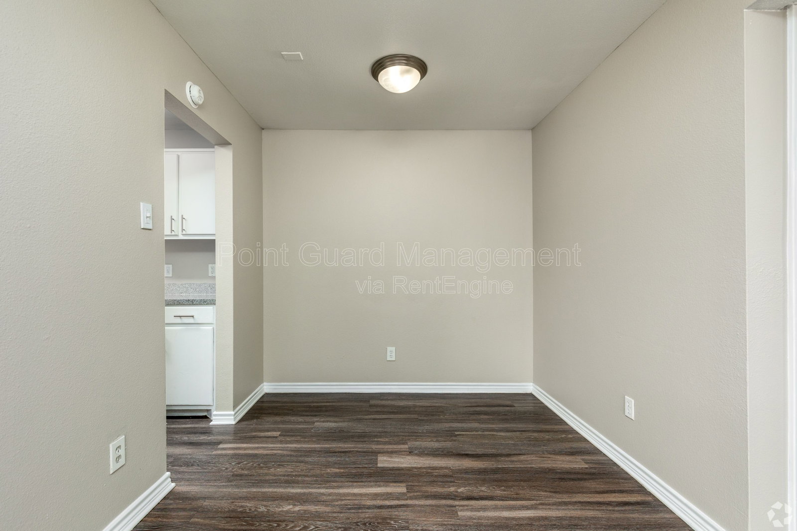 Gallery Image 0
