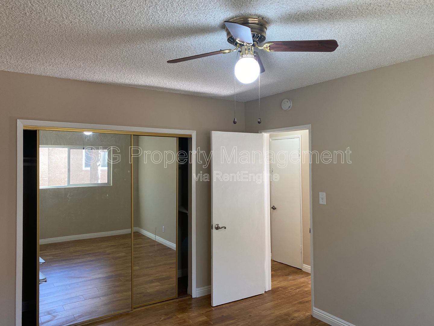 Gallery Image 14