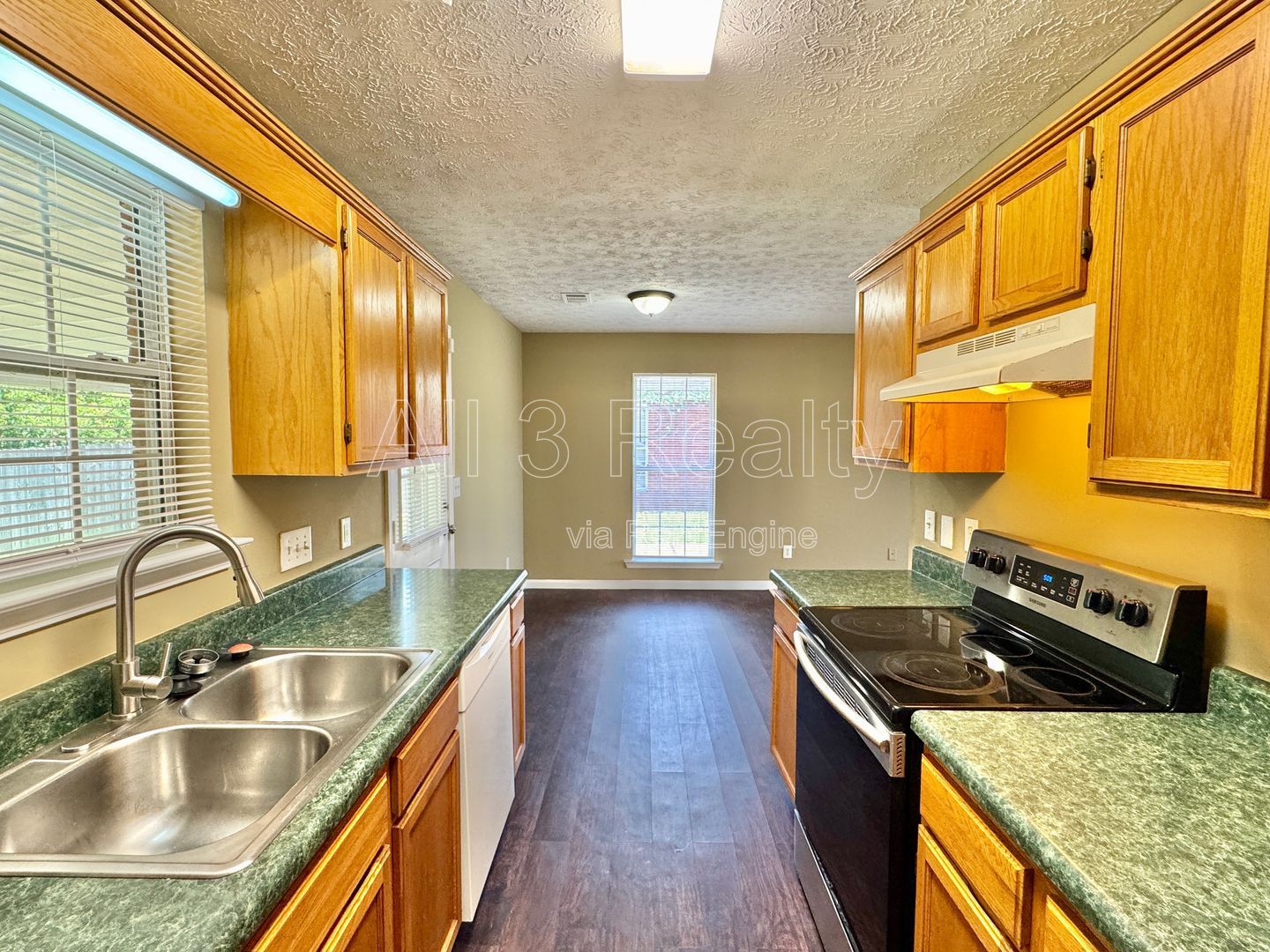 Gallery Image 13