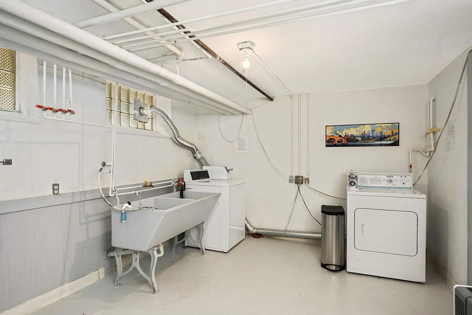 Gallery Image 19