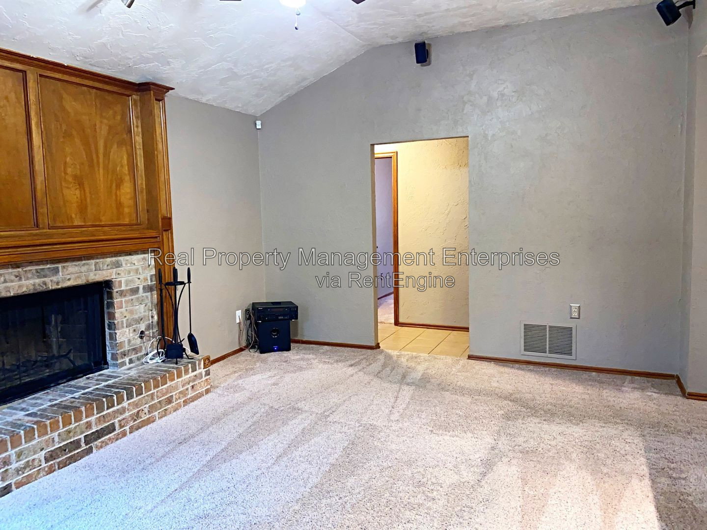 Gallery Image 17