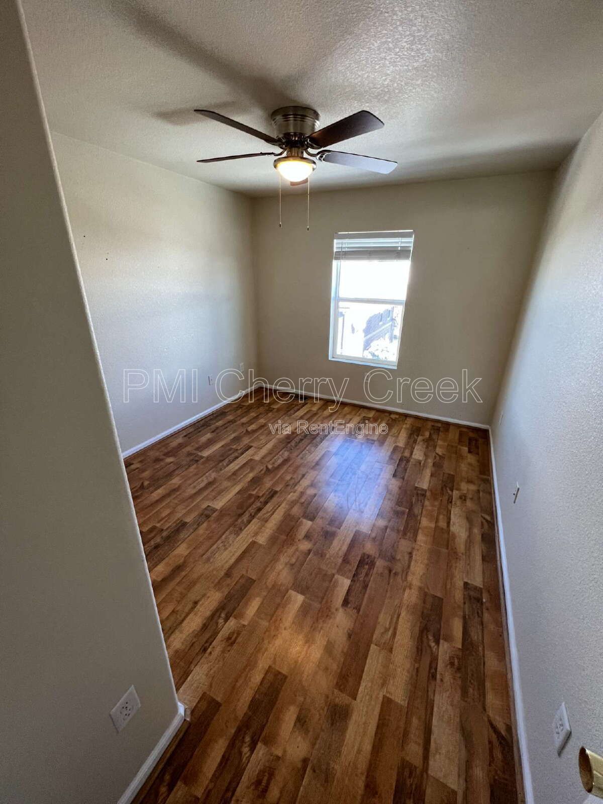 Gallery Image 19