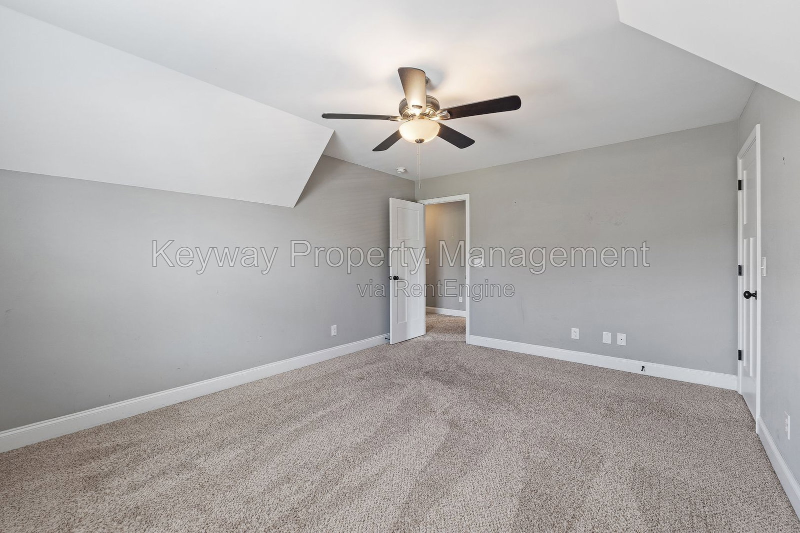 Gallery Image 30