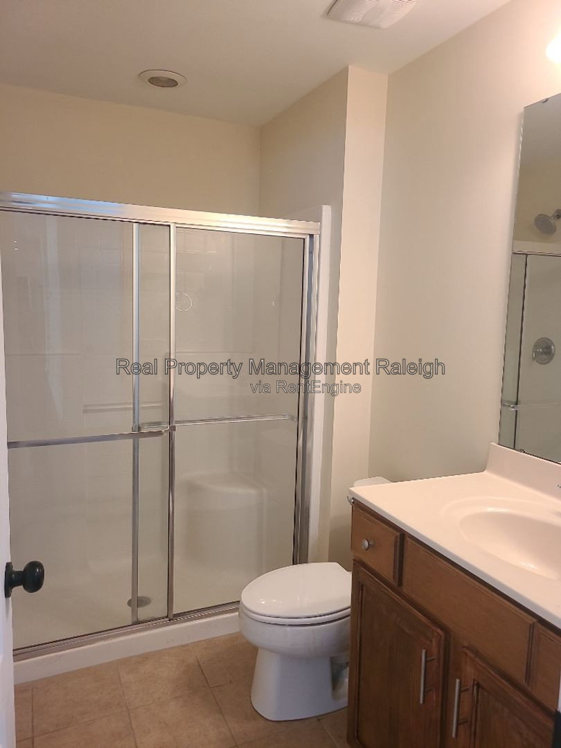 Gallery Image 16