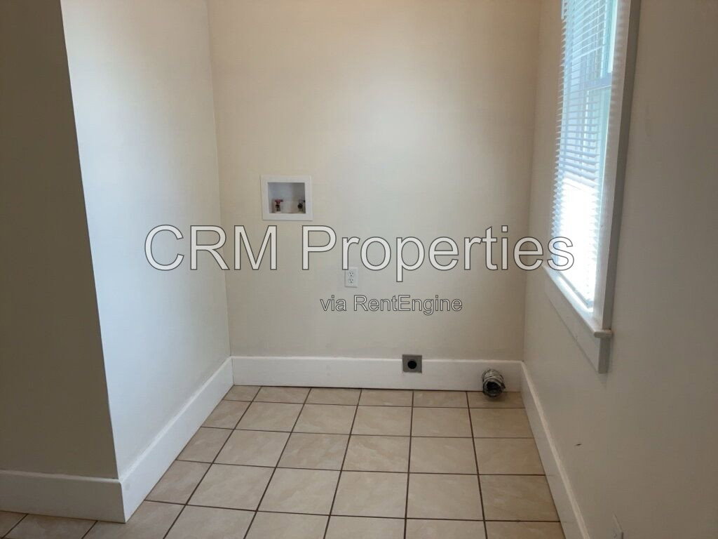 Gallery Image 18