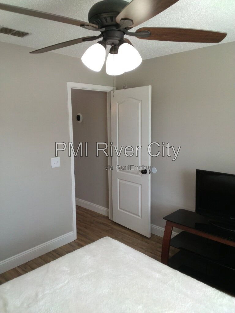 Gallery Image 29