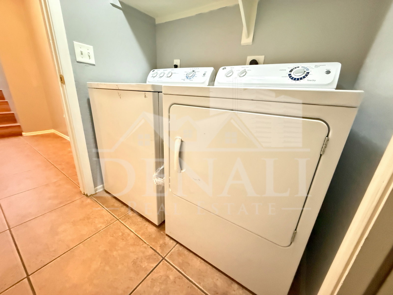 Gallery Image 13