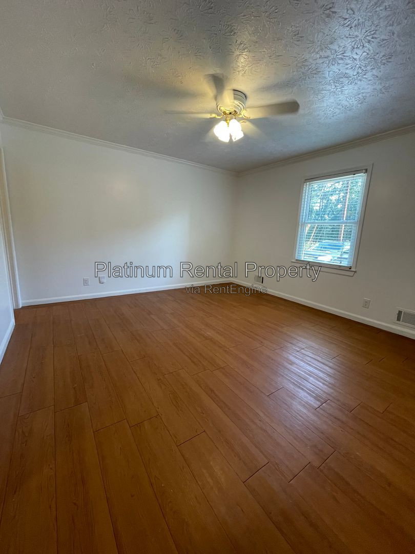 Gallery Image 19