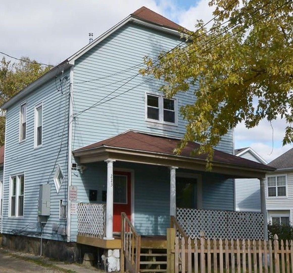 Gallery Image 0