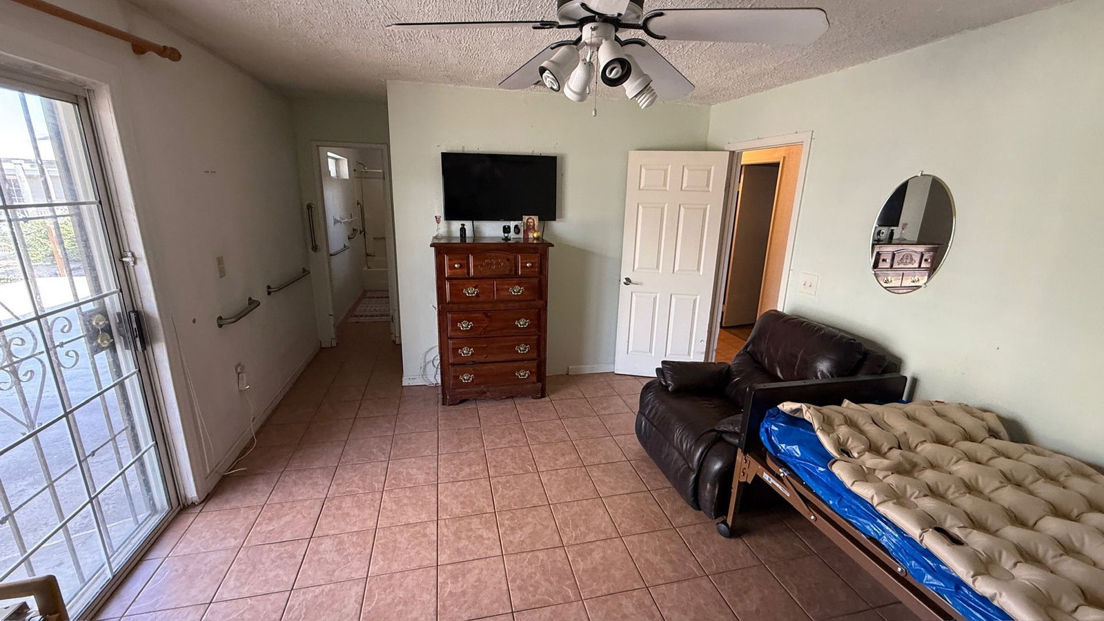 Gallery Image 8