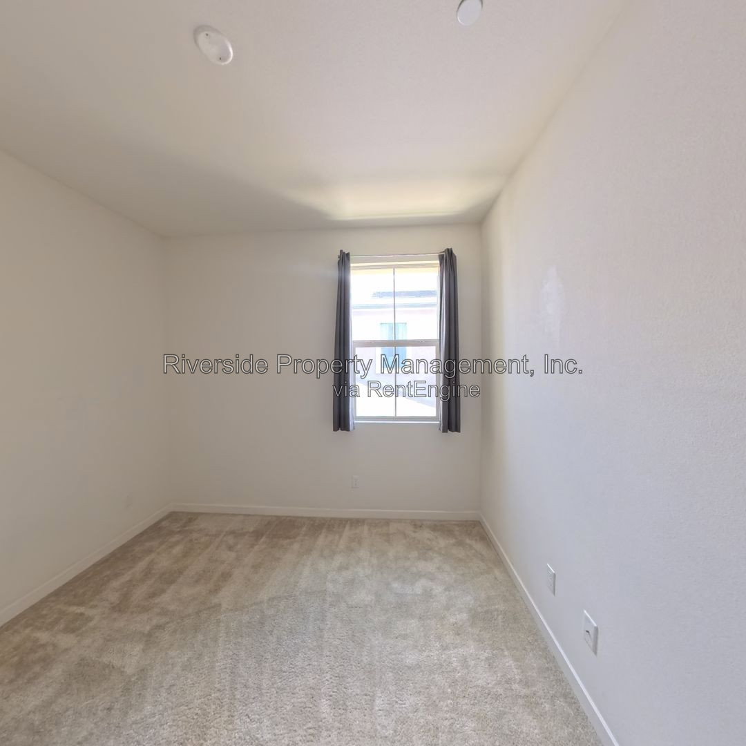 Gallery Image 18