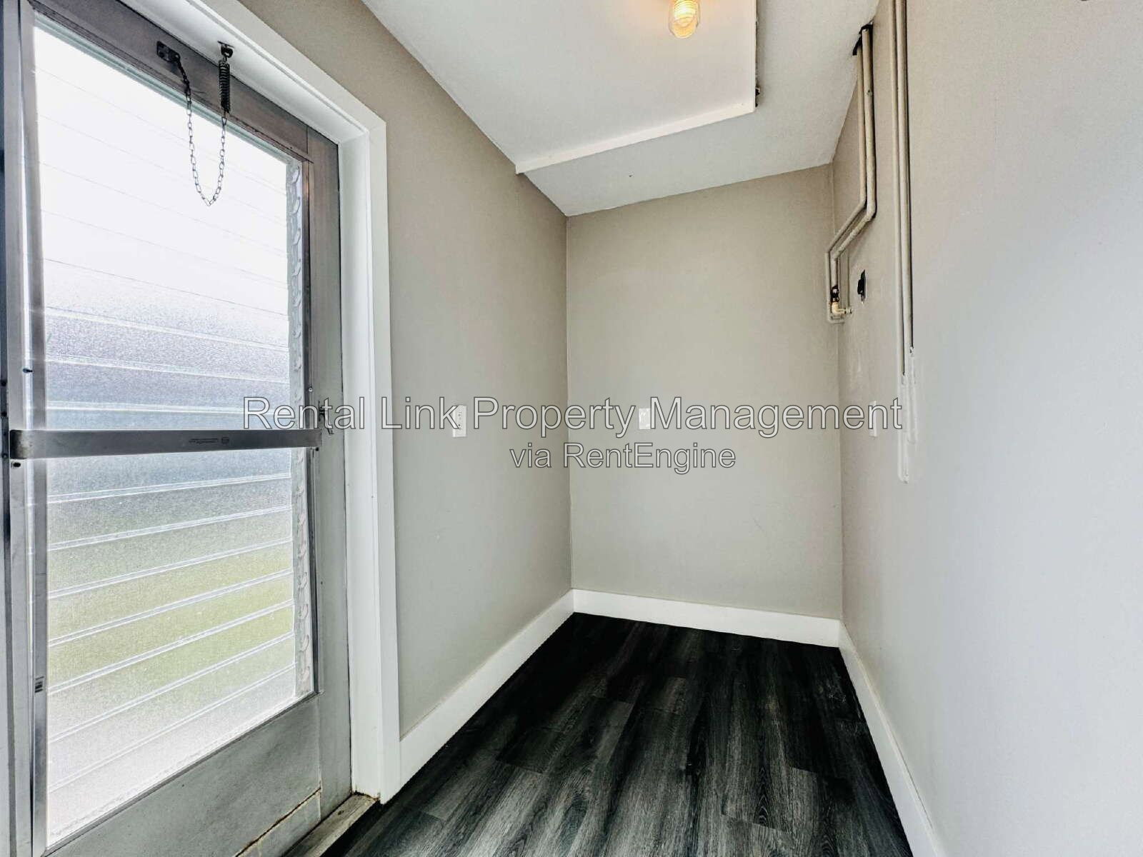 Gallery Image 32