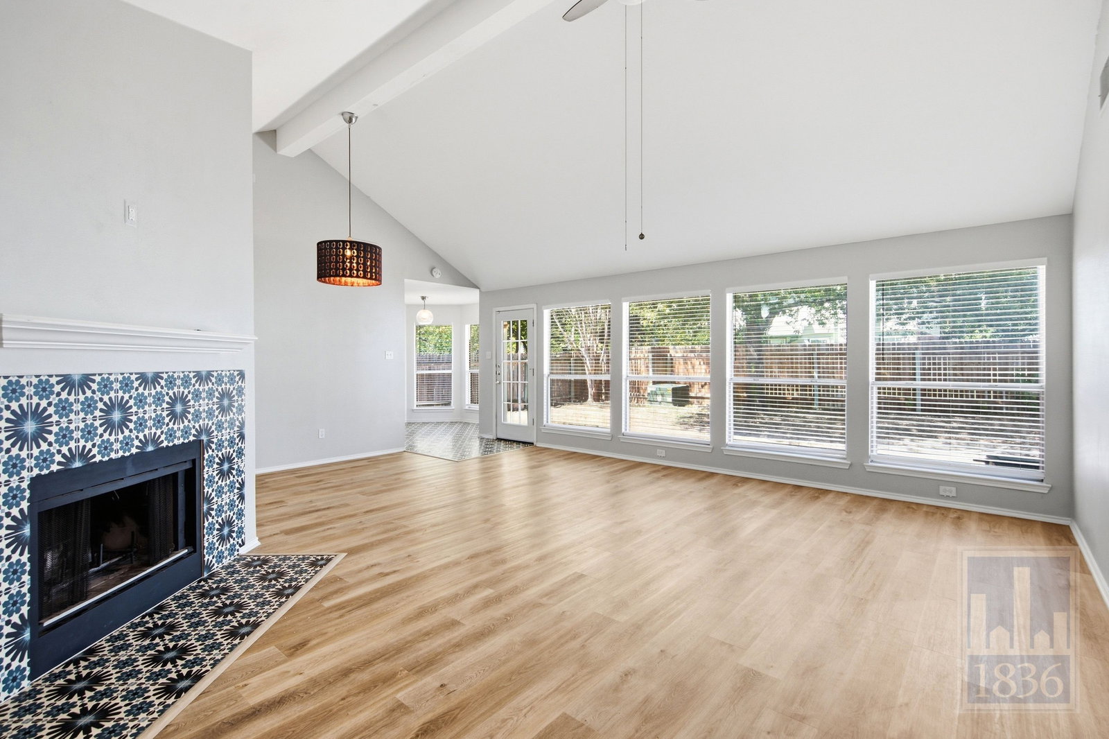 Gallery Image 15
