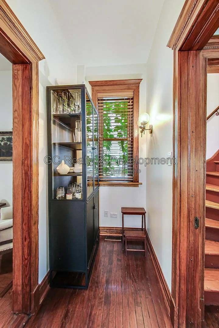 Gallery Image 19
