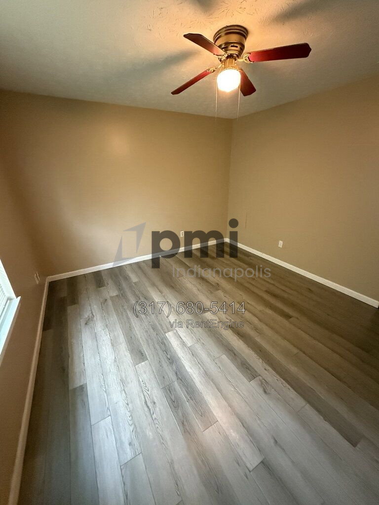 Gallery Image 16