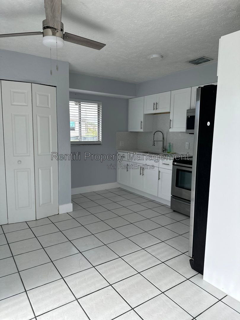 Gallery Image 18